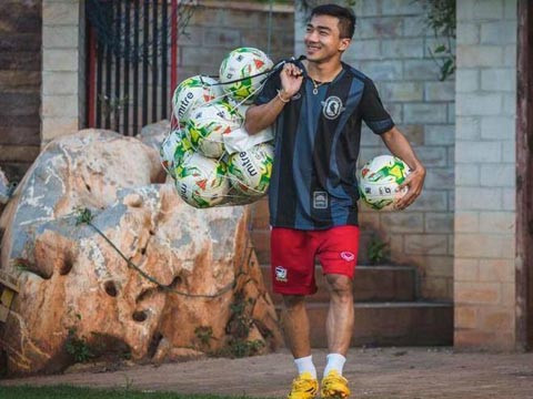 Trước đó, Chanathip Songkrasin cũng có những phát biểu được cho là rất quyết tâm trước trận đấu gặp ĐT Việt Nam vào ngày 13/10 tới.