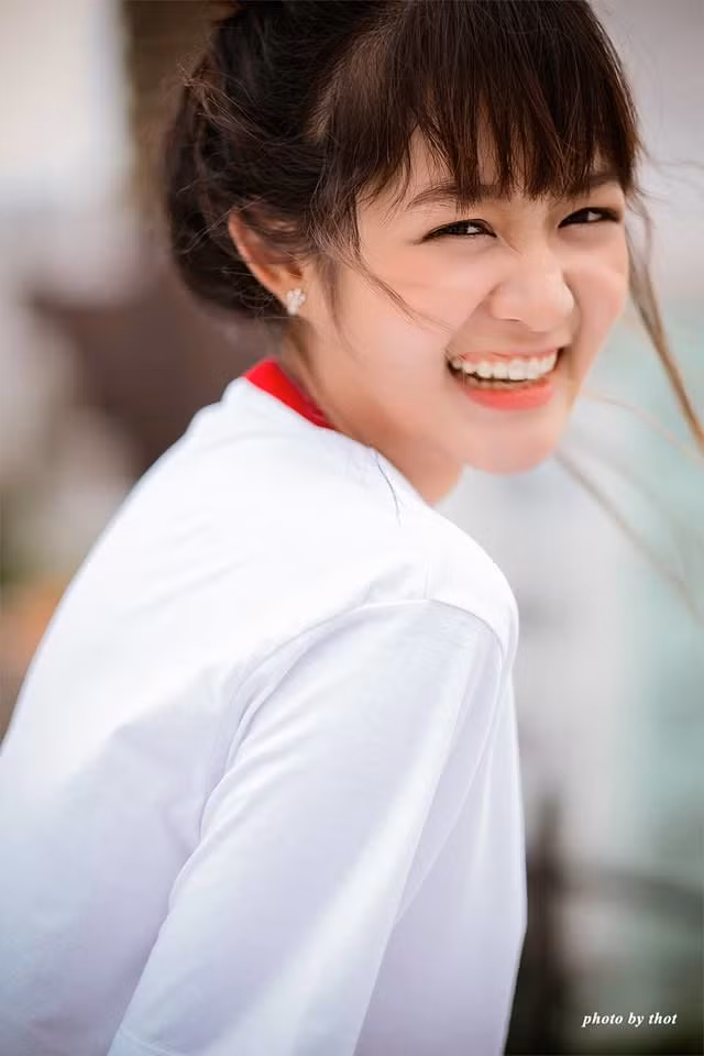 Sau Việt Nam và Hàn Quốc, đến lượt cộng đồng mạng Thái Lan đã khoe đất nước mình cũng có "hot girl thể dục" cực xinh đẹp với nụ cười dù chỉ mới ngắm thôi mà biết bao người đã phải ngất xỉu.