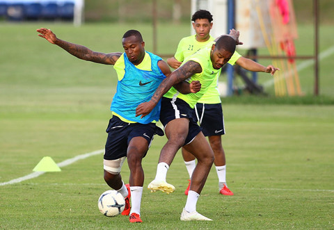 Đối thủ của tuyển Việt Nam trong trận chung kết King’s Cup kéo dài các bài tập phục hồi một giờ đồng hồ.