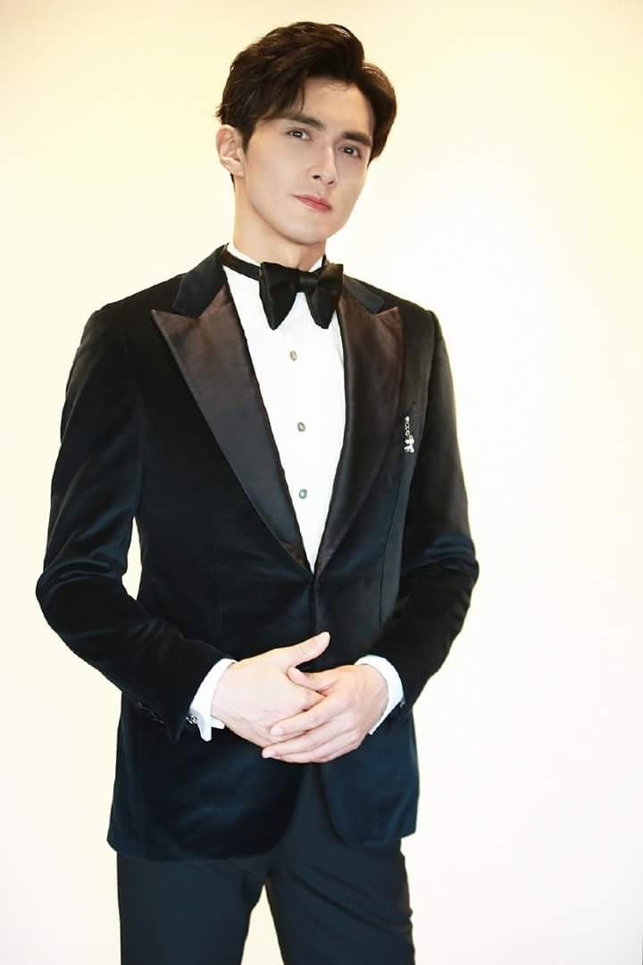 Sau loạt vai phụ, trong những tác phẩm gần đây, Cao Vỹ Quang đã "lên đời" nam chính. Một trong những bộ phim được mong chờ nhất của nam diễn viên là màn tái hợp với Địch Lệ Nhiệt Ba trong Tam sinh Tam thế - Chẩm thượng thư.