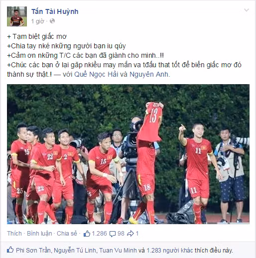 Những dòng tâm sự đẫm lệ của Tấn Tài trên trang Facebook cá nhân khiến NHM không khỏi xót xa và tiếc nuối cho cầu thủ gốc Long An này. Tấn Tài phải chia tay các đồng đội ở U23 Việt Nam về nước để tiếp tục điều trị chấn thương. Ảnh: FBNV.