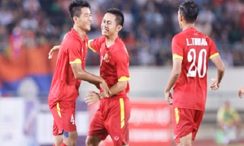 U19 VN 3-1 U19 Hong Kong (TQ): Duc Chinh lap cu dup