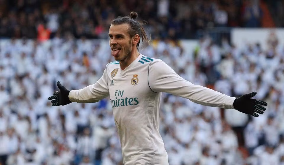Tờ Mundo Deportivo cho hay, cả Gareth Bale và Benzema đã bị liệt vào "danh sách đen", cần tìm kiếm bến đỗ mới ở mùa giải 2018/19. Ảnh: Mundo Deportivo