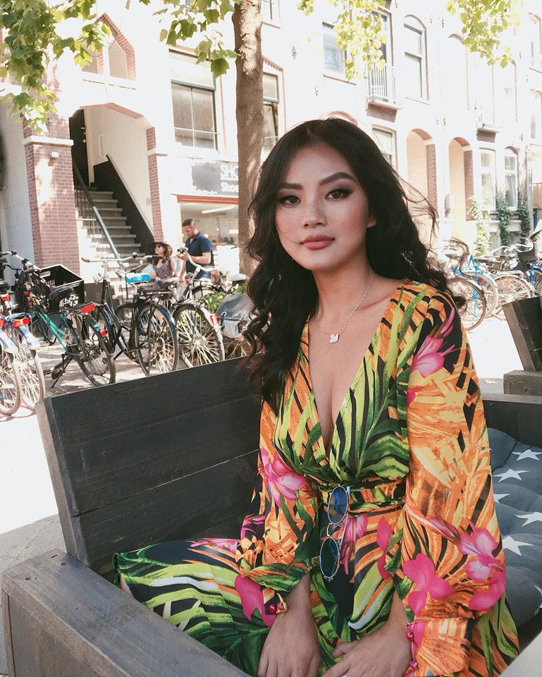 Những khi rảnh rỗi ở nhà, Phương Thảo còn chăm chỉ tự tập thêm các bài tập gập bụng cơ bản tới nâng cao, các bài tập leo cầu thang, hay bơi lội.