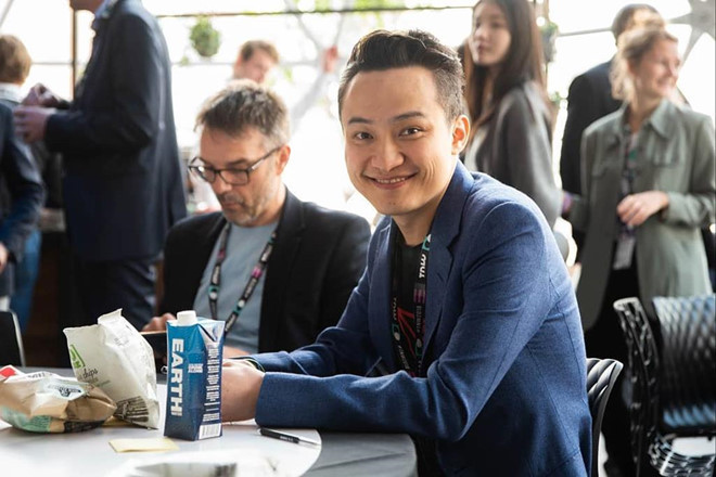 He lo su that o bua trua 4,5 trieu USD cua dai gia TQ voi Warren Buffett