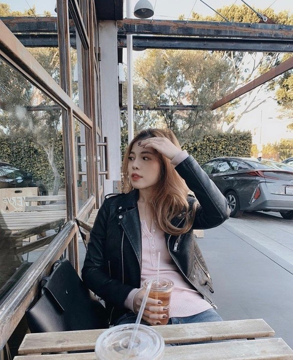 Với vẻ ngoài xinh xắn và sự hiểu biết trong lĩnh vực chăm sóc sắc đẹp đã giúp cô bạn tên Trang trở thành cái tên hàng đầu trong giới vlogger beauty.