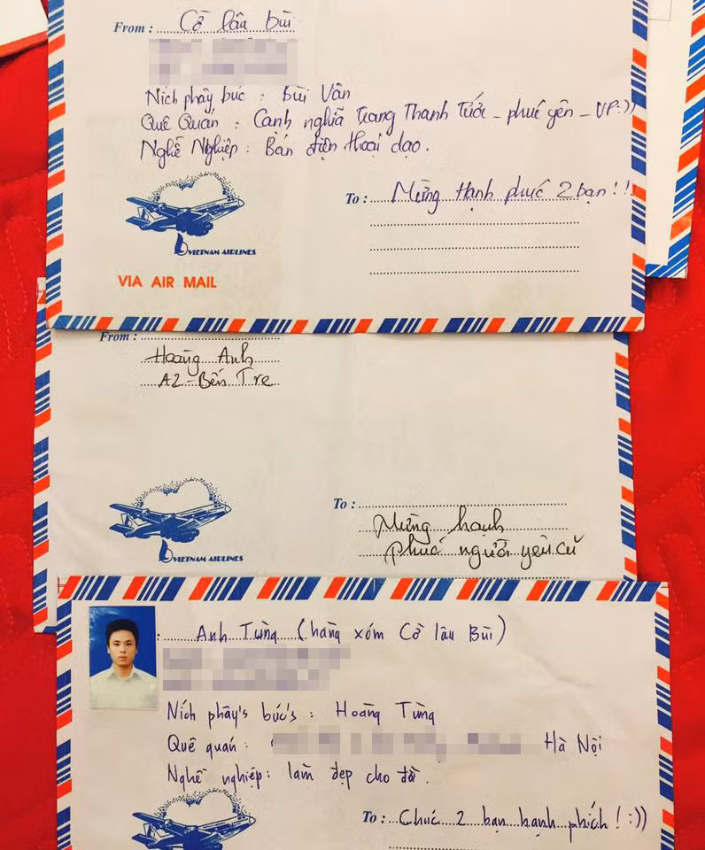 Dán lên phong bì tiền mừng một tấm ảnh thẻ 3x4 của mình là cách gây ấn tượng siêu hài hước trên hút hơn hơn 10000 like và rất nhiều bình luận chia sẻ trên mạng.