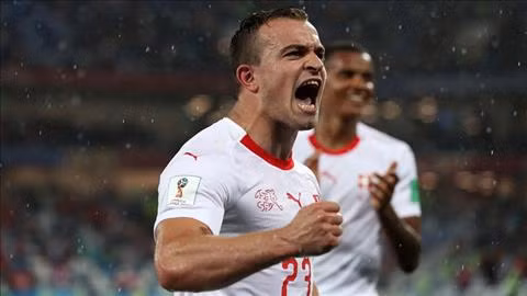 Sau màn ăn mừng này của Shaqiri, LĐBĐ thế giới FIFA sẽ có những động thái của mình. Bởi tổ chức này luôn rất nghiêm khắc với những hành động liên quan đến chính trị ở sân cỏ. Trong quá khứ, tổ chức quyền lực nhất của bóng đá thế giới từng trừng phạt hàng loạt liên đoàn vì để chính phủ chi phối hành động quá nhiều.