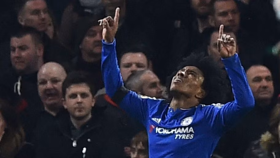 "Sống nhờ Willian" là triết lý bóng đá của Chelsea mùa này. Không chỉ sở hữu những pha nã pháo có lực tốt mà cầu thủ người Brazil còn là mà chuyên gia kiến tạo với 75 đường chuyền.