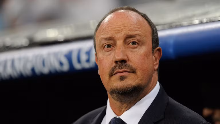 Nguồn tin từ The Sun cho hay, CLB Guangzhou Evergrande của Trung Quốc đang dành sự quan tâm đặc biệt tới HLV Rafa Benitez của Newcastle.