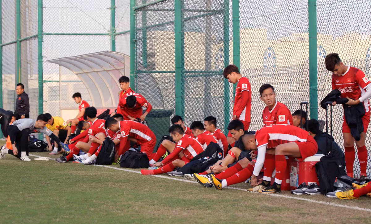 LĐBĐ Qatar bố trí sân tập của CLB Al Arabi là sân tập dành riêng cho các cầu thủ đội tuyển Việt Nam. Theo nhận xét của cán bộ truyền thông đi theo đoàn, sân tập này có chất lượng mặt cỏ rất tốt.