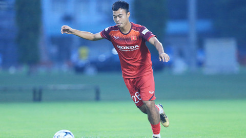 Khi Văn Hậu bị kéo về đá trung vệ, cái tên được HLV Park giao cho hành lang cánh trái đó là Thanh Thịnh. Tại SEA Game cũng như tại vòng loại U23 châu Á, cầu thủ này thể hiện tốt bản thân và không ít lần tạo đột biến.