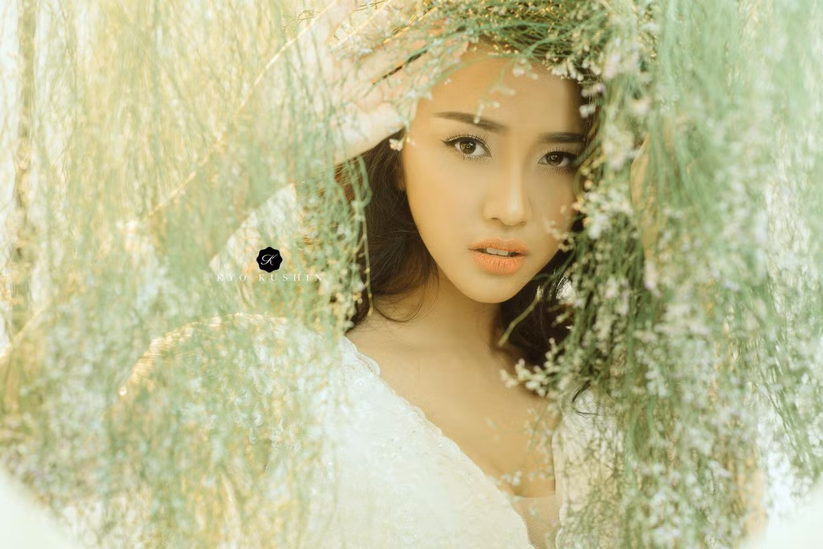 Với vẻ đẹp hình thể nóng bỏng và khuôn mặt mang vẻ đẹp đậm chất Á đông, Thiên Nga được nhận định sẽ trở thành chân dài tiềm năng của làng mốt Việt.