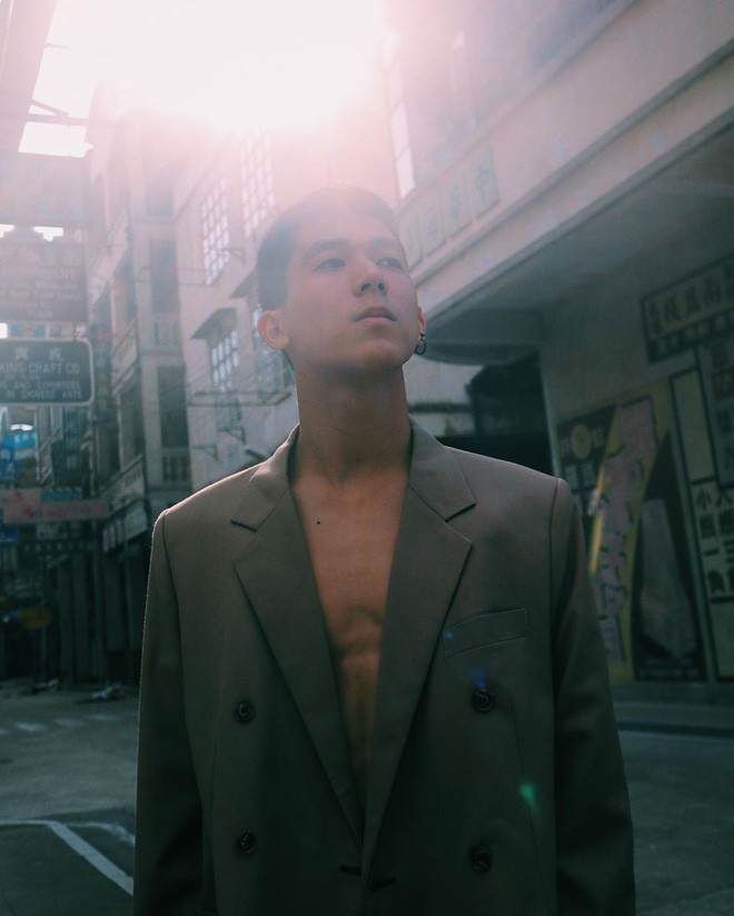 Thành Đạt cho biết inh viên của ngành cậu đang theo học có kiến thức về văn hóa - tài chính của các nước trên thế giới cũng như kỹ năng giao tiếp bằng tiếng Trung lẫn tiếng Anh.