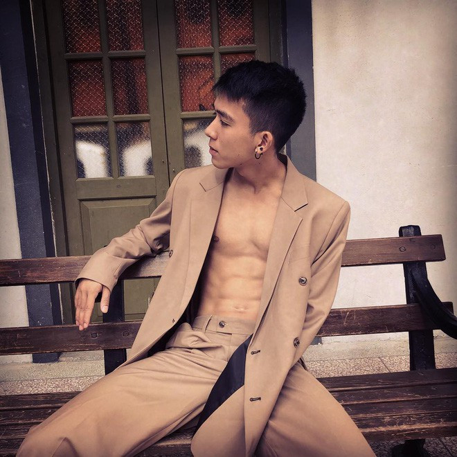 Hiện tại, Thành Đạt đang là sinh viên năm cuối, sắp tốt nghiệp ngành Hán ngữ Thương mại (Thương mại Quốc tế) của Đại học Công nghệ Hoa Nam tại Quảng Châu, Trung Quốc.