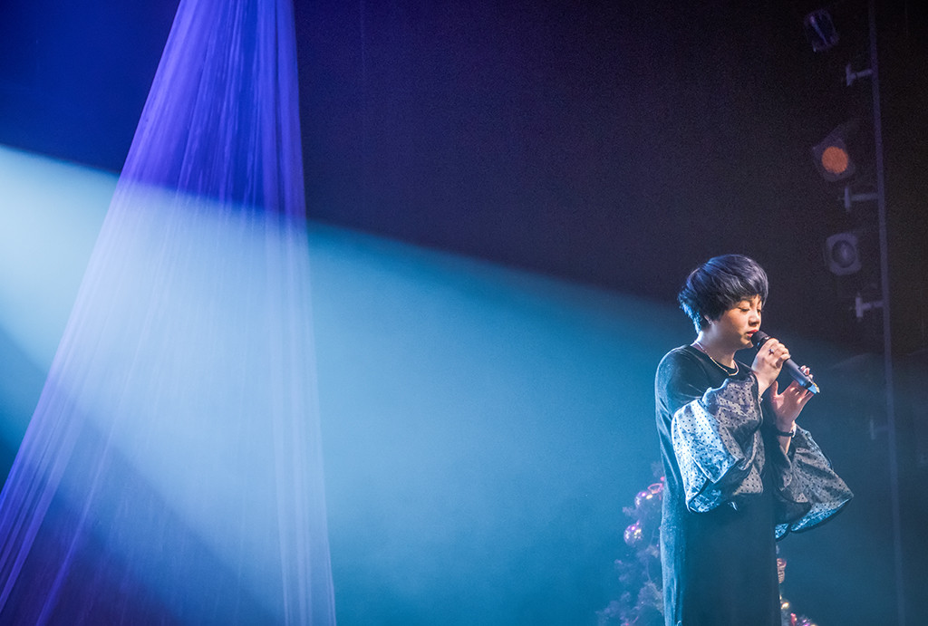 Cảnhà Ngọc Khuê có 1 thông lệ mỗi dịp tết đến xuân về cả họ lại quây quần từ ngày 27 tết để gói bánh chưng. Mỗi người 1 việc nào là rửa lá, vo gạo, ướp thịt. Đàn ông thì chuẩn bị nồi to và củi lửa". Ngọc Khuê chia sẻ thêm.