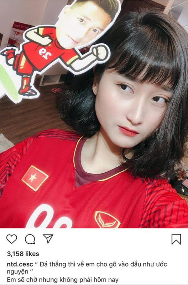 Dù không được như mong chờ vào một kết quả có lợi cho Việt Nam nhưng Thùy Dương - bạn gái cầu thủ Nguyễn Huy Hùng chắn chắn vẫn là hậu phương vững chắc, dang rộng vòng tay đón chờ anh trở về sau màn trình diễn ở mùa Asian Cup 2019.