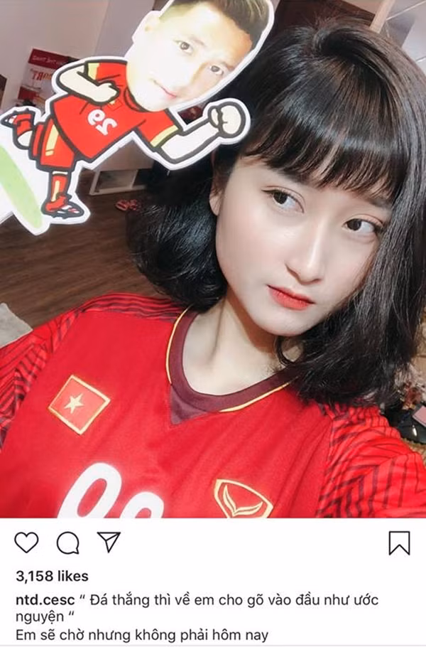 Dù không được như mong chờ vào một kết quả có lợi cho Việt Nam nhưng Thùy Dương - bạn gái cầu thủ Nguyễn Huy Hùng chắn chắn vẫn là hậu phương vững chắc, dang rộng vòng tay đón chờ anh trở về sau màn trình diễn ở mùa Asian Cup 2019.
