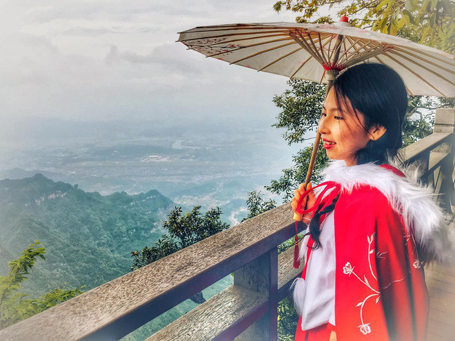 Nhìn qua thì anh chồng "liều nhất hệ mặt trời" than khổ, nhưng ai đọc cũng biết chàng tình nguyện làm tất cả vì nàng, không hề bị o ép hay khó chịu.