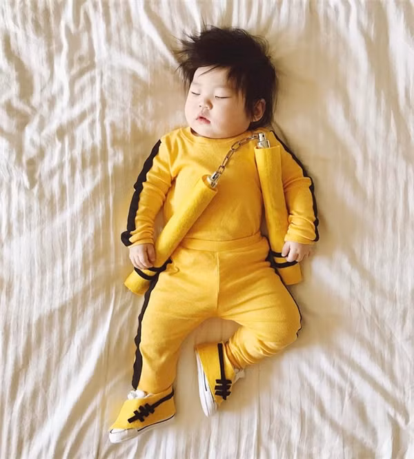 Theo tìm hiểu thông tin từ các cư dân mạng, ngay từ khi bé Joey Marie được 4 tháng tuổi, mẹ Laura đã khiến dân mạng trầm trồ bởi loạt ảnh cosplay cho con gái quá độc, quá yêu khi ngủ.