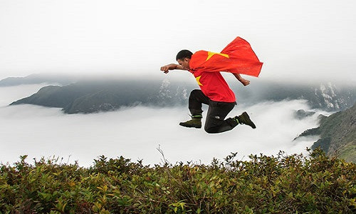 Khung cảnh đẹp như mơ ở Tây Bắc khiến nhiều phượt thủ thích thú (Ảnh: Đức Lê).