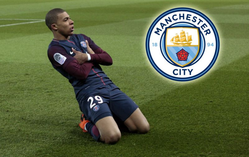 Báo chí Anh đưa tin, Man City sẵn sàng "chơi lớn" với tiền đạo Kylian Mbappe của PSG hòng phục vụ cho mục tiêu Champions League.