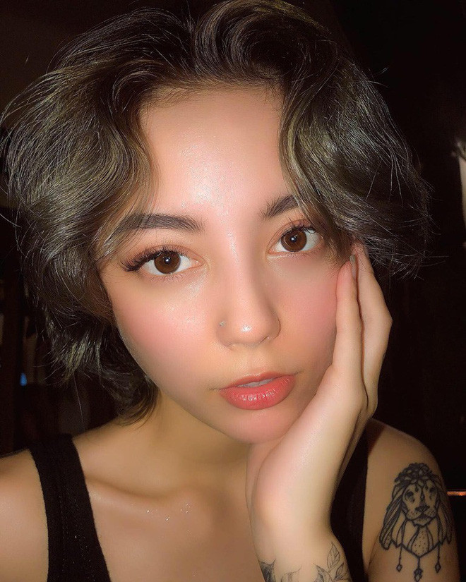 Theo nhận xét của nhiều người, Trần Việt Cuongovna Valeria có body chuẩn, thần thái ấn tượng và gout thời trang cuốn hút khiến ai cũng phải ngắm nhìn không rời mắt.