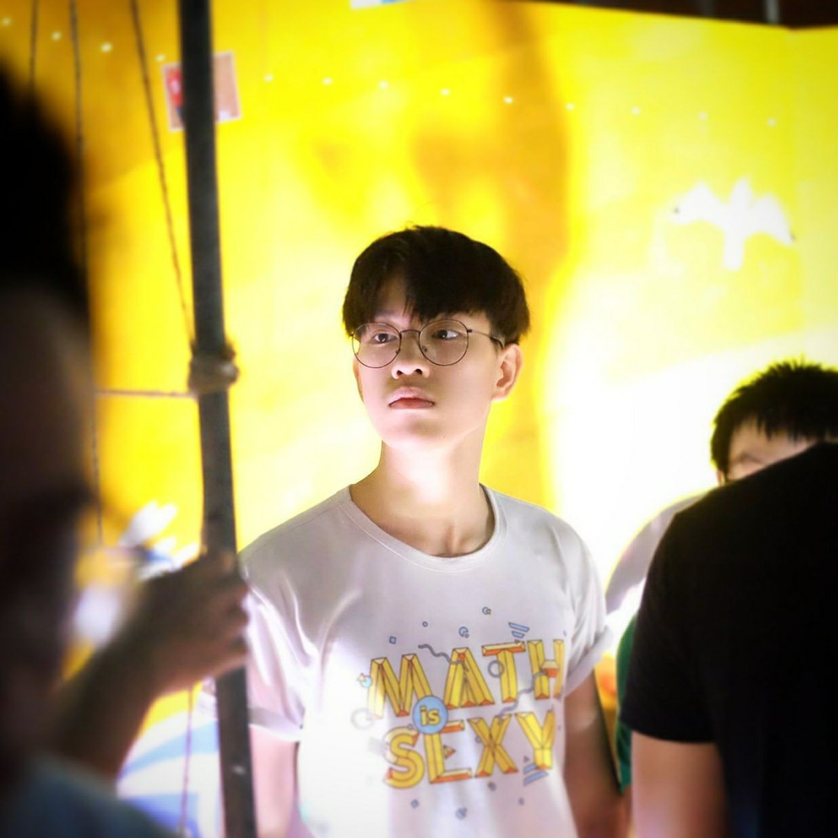 Dù chỉ có khoảnh khắc ngắn ngủi xuất hiện trên sóng truyền hình nhưng Minh Hiếu trở thành chàng hot boy được nhiều nữ sinh mến mộ.