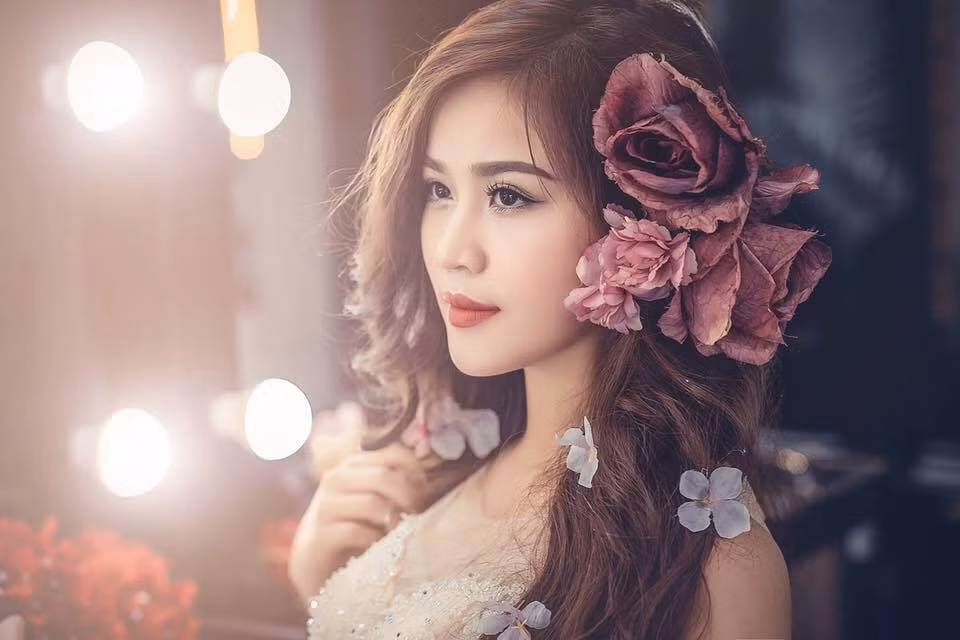 Không chỉ được chú ý bằng nhan sắc trời phú, Minh Tâm còn sở hữu bảng thành tích học tập khiến ai cũng phải ngưỡng mộ tài năng của cô nàng này.