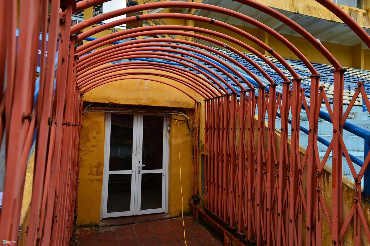 Trước khi trận đấu cuối cùng của ĐT Việt Nam tại vòng bảng AFF Suzuki Cup 2018 diễn ra, SVĐ Hàng Đẫy đã đi vào các khâu cuối cùng trong công tác chuẩn bị.