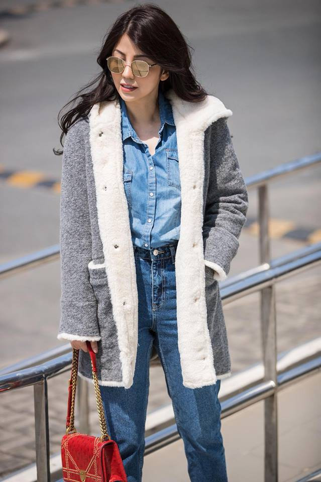 Vô số cô gái trẻ phát hờn vì Kim Thoa còn xì tin hơn cả thiếu nữ, mang nét đẹp na ná gái Hàn.