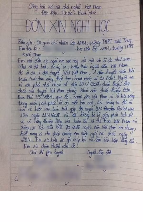 Trước đó, một lá đơn xin nghỉ học của một nam sinh có tên là P.Q.L. Nam sinh này hiện đang là học sinh lớp 12A1, trường THPT Kiến Thụy, Hải Phòng để cổ vũ đội tuyển U23 Việt Nam đã được dân mạng đăng tải và kèm theo đó là rất nhiều lời bình luận đến từ dân mạng.