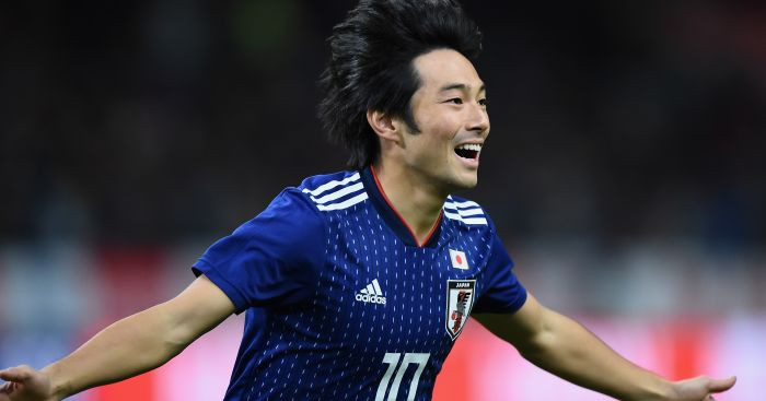 Hiện tại, Nakajima đang lọt vào tầm ngắm của nhiều đội bóng lớn ở Anh, như Wolves, Leicester City, Chelsea. Mới nhất, MU đã phái các tuyển trạch viên của mình trực tiếp "xem giò" Nakajima trong trận đấu của Portimonense với Benfica hôm thứ Tư.