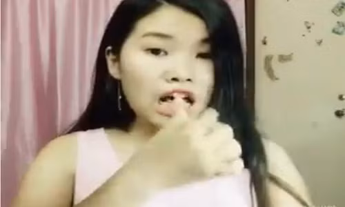 Kinh hai truoc canh co gai an son handmade