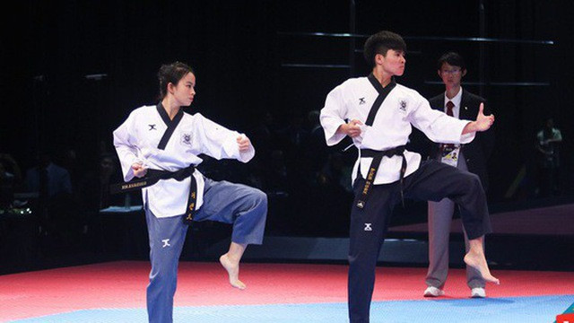  Vượt qua khó khăn, quyền taekwondo kỳ vọng gặt Vàng ở ASIAD 2018: Sau 6 tháng tập huấn ở Hàn Quốc, đội Quyền taekwondo đã trở lại Việt Nam để tập trung và chuẩn bị lên đường sang Indonesia tham dự ASIAD 2018. Đây là lần đầu tiên, Quyền taekwondo góp mặt ở một kỳ Á vận hội.