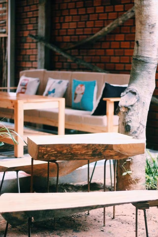 Thời gian qua, Peace House là homestay ở Phú Quốc được nhiều bạn trẻ lựa chọn khi tới tham hòn đảo xinh đẹp này, không chỉ bởi giá cả phải chăng mà còn bởi không gian khá độc đáo của mình.