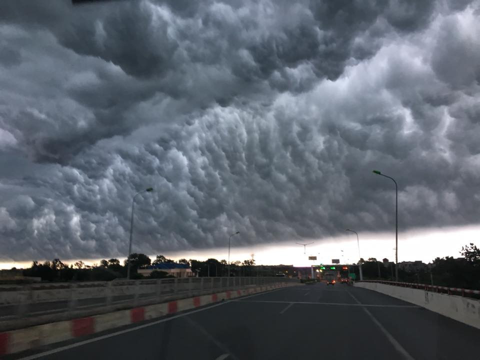 Cùng chiêm ngưỡng những bức hình ghi lại vẻ đẹp đầy dữ dội của thiên nhiên.