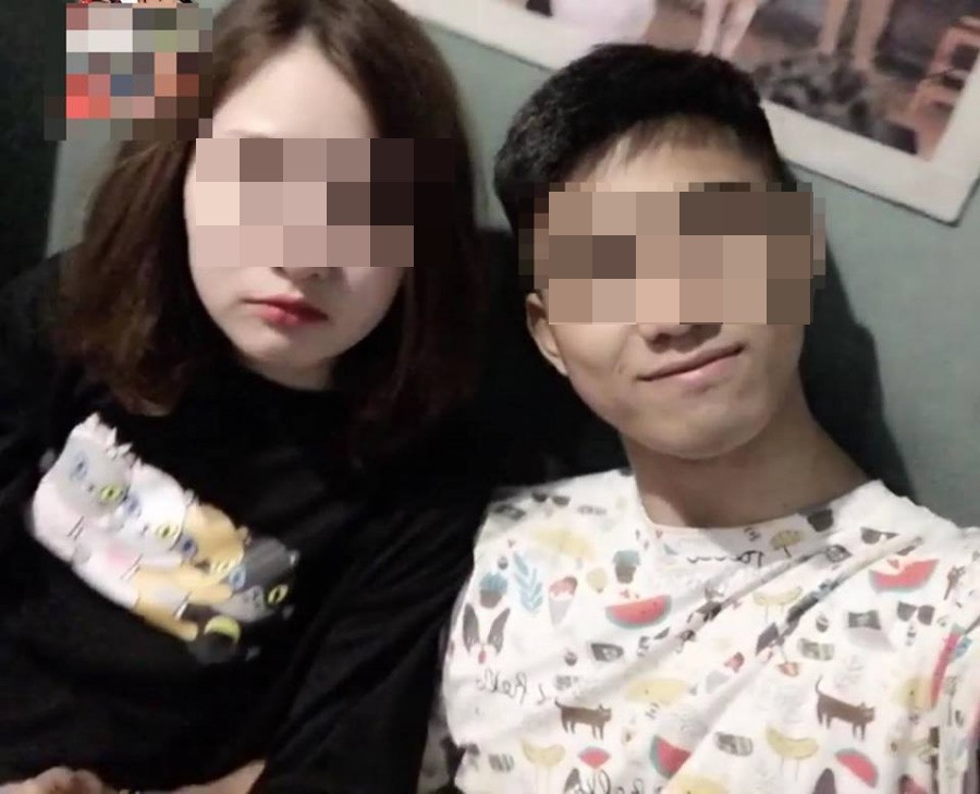 .Hiện trên MXH, rất nhiều ý kiến đã được dân mạng xung quanh vụ việc vứt con ở Linh Đàm nói trên và những thông tin tiếp theo về sự việc này liên tục được cập nhật. 