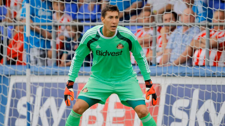 Doi hinh te nhat vong 15 Premier League: Man City “thong tri“