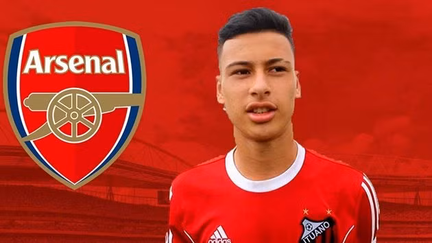 Chuyển nhượng bóng đá từ Mirror, Arsenal chuẩn bị đem về một cầu thủ tuổi teen từ Brazil là Gabriel Martinelli.