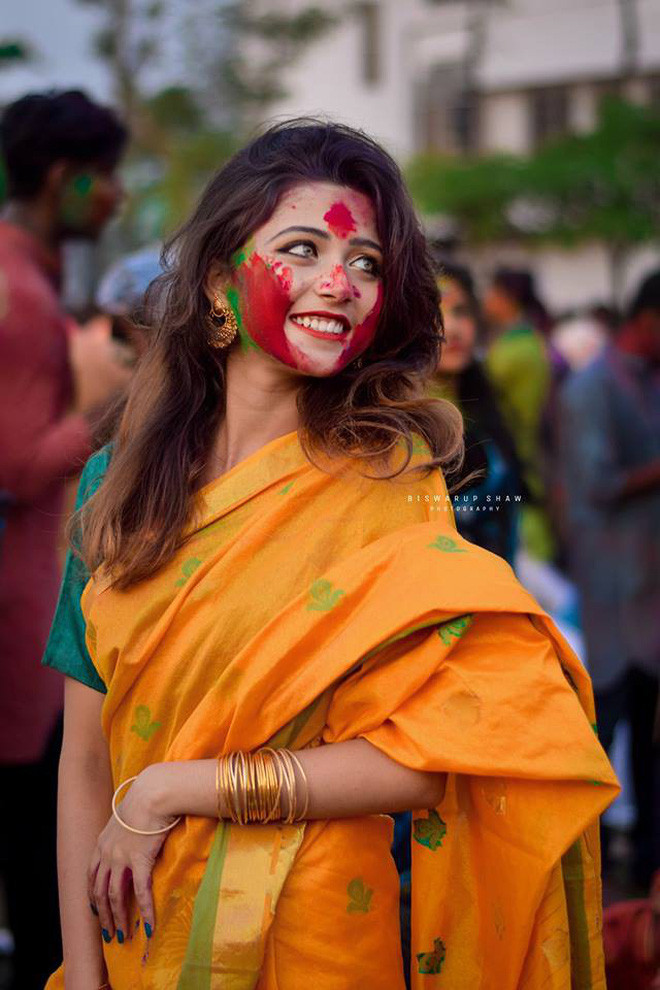 Cùng ngắm thêm số hình ảnh đời thường khác của thiếu nữ xinh đẹp đến từ Ấn Độ.