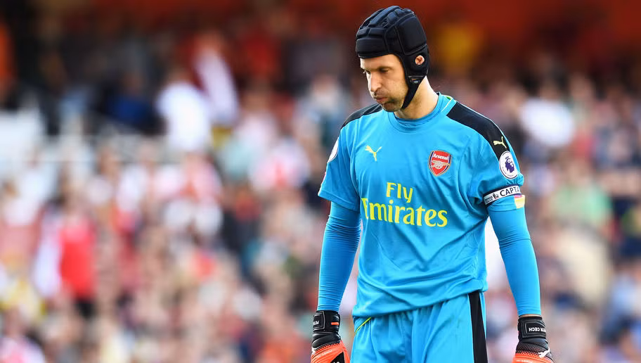 Arsenal, Leicester thong tri doi hinh te nhat vong 1 giai Ngoai hang Anh