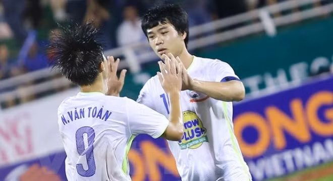 Đánh bại U19 Hàn Quốc, U21 HAGL bảo vệ thành công ngôi vị vô địch giải U21 Quốc tế 2015.