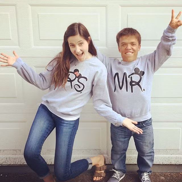 Họ đã trao cho nhau lời thề ước trăm năm trước sự chứng kiến của 200 khách mời.