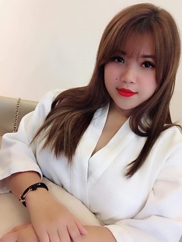 Để hàng ngày không phải khó khăn, nặng nề khi di chuyển và đối diện với nhiều áp lực, nữ sinh 10X Hải Dương này đã quyết định thực hiện cuộc phẫu thuật thu nhỏ ngực.