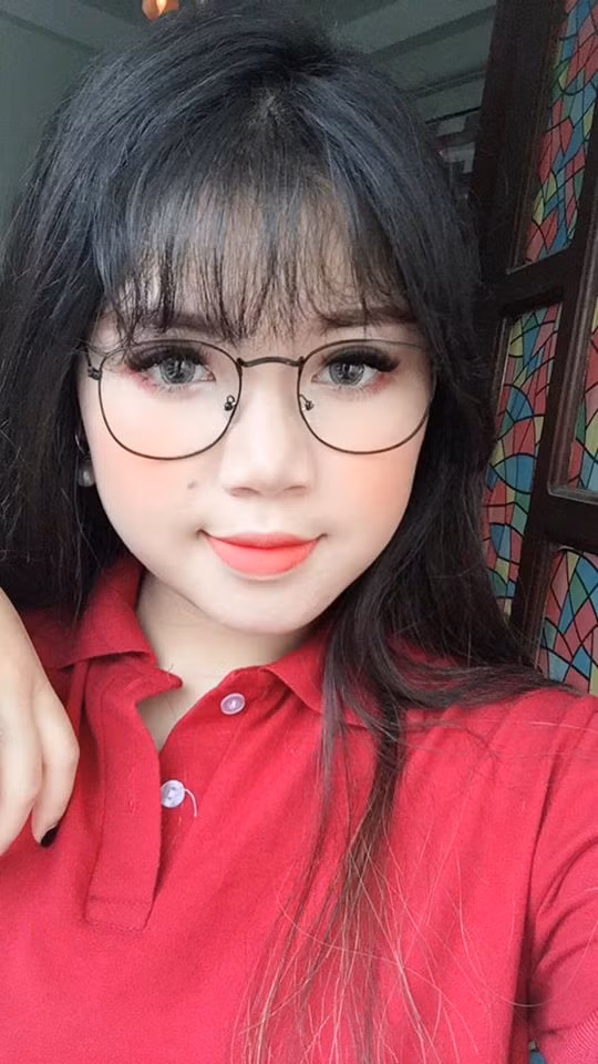 Mới đây, không để mọi người phải tò mò hơn nữa, Thu Trang đã quyết định update những hình ảnh khoe nhan sắc hiện tại của mình.