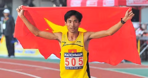 Một VĐV mang áo lính nữa được nhắc đến trong SEA Games 28 vừa qua đó là thượng úy Nguyễn Văn Lai của bộ môn điền kinh.