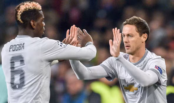 Các cầu thủ MU cho rằng, nguyên nhân Paul Pogba sa sút, bị chỉ trích thời gian gần đây có lỗi không nhỏ của đối tác ở tuyến giữa là Matic.