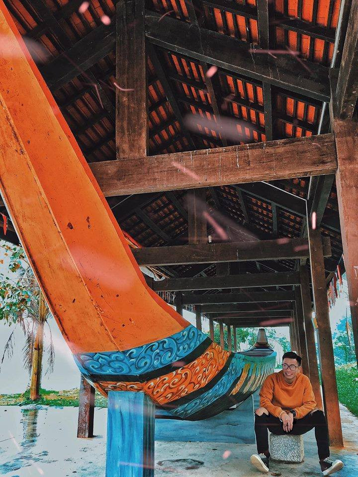 Tháp của người Chăm mỗi năm được mở cửa đúng một lần vào ngày lễ hội KaTê - tết của người Chăm.