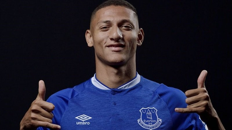 Một trong những cây săn bàn hàng đầu của Premier League mùa giải năm nay là Richarlison đã bày tỏ nguyện vọng được thi đấu cho Barca và Real.